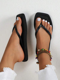 Hitam